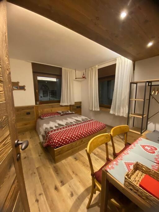 La Chambre De Chaloz Valtournenche Extérieur photo